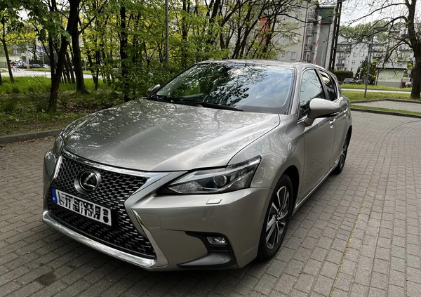 warszawa Lexus CT cena 82900 przebieg: 82200, rok produkcji 2017 z Warszawa